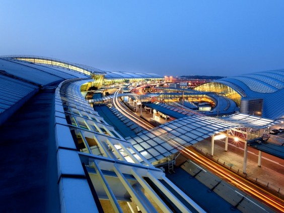 The 10 Best Airports in the World, Rated by You | eDreams