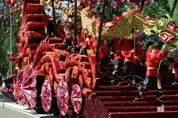 flower parade netherlands