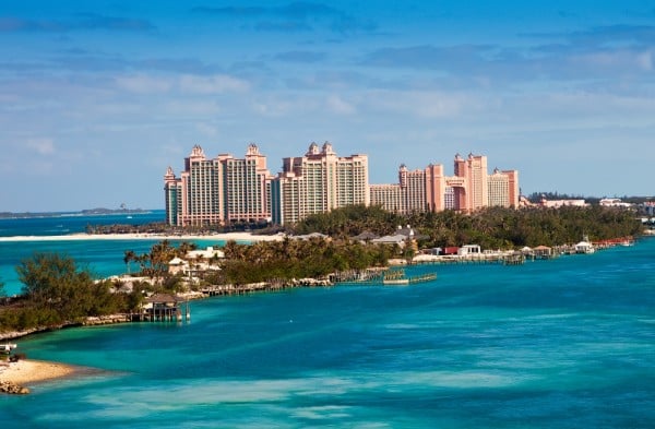 Here's why you should go on holiday to the Bahamas!