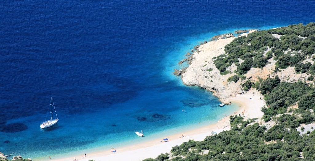 Amazing Croatian Islands for Sailing Vacations in Croatia - eDreams